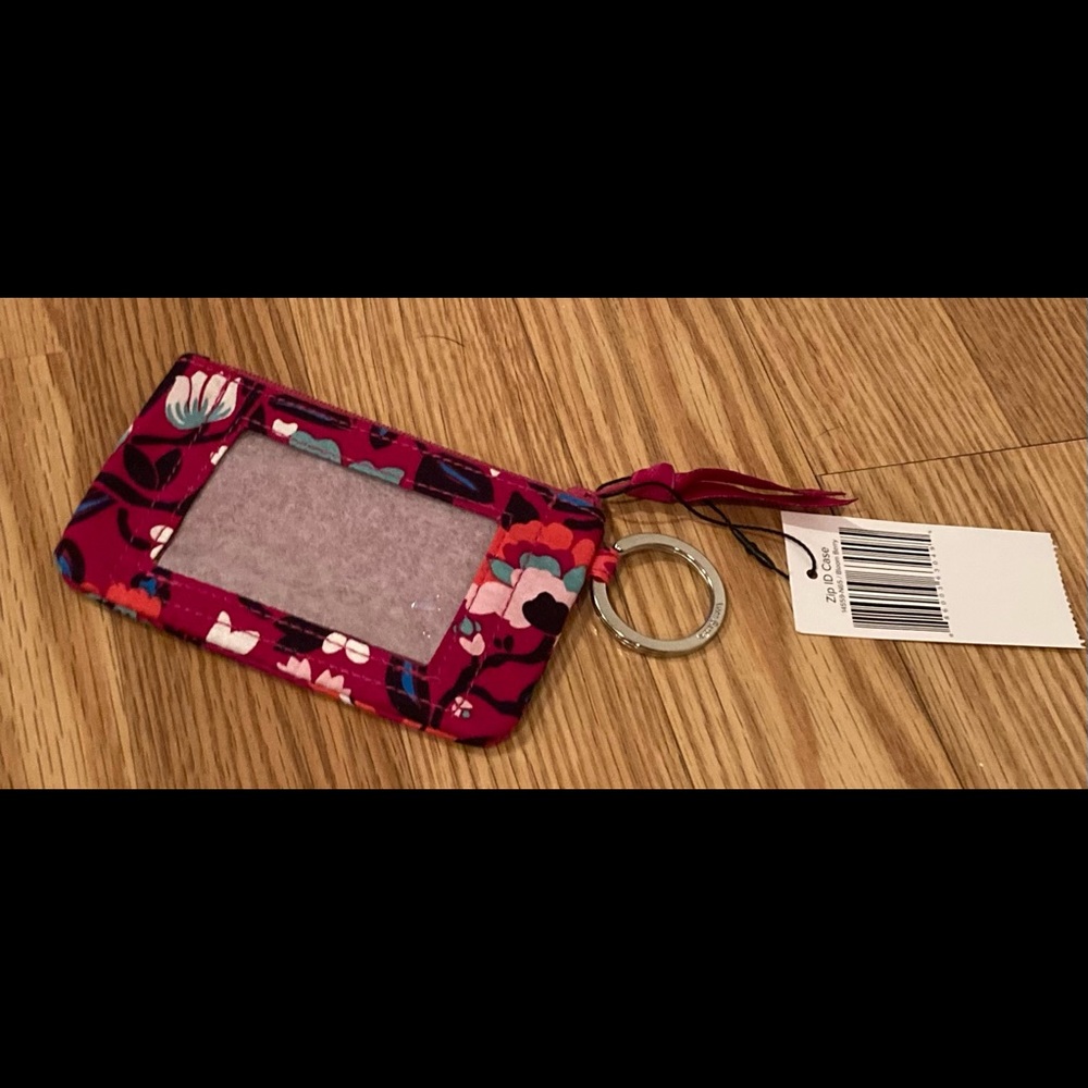 NWT Vera Bradley change ID purse
